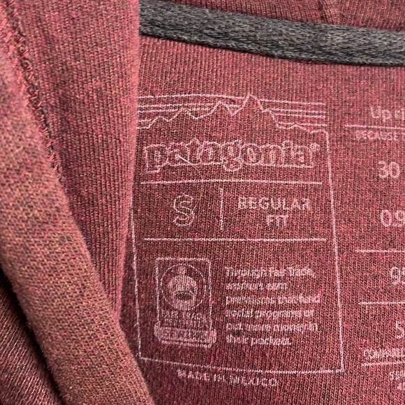 Patagonia Sweatshirt Hoodie Uprisal Small regular fit women's maroon - Picture 6 of 10